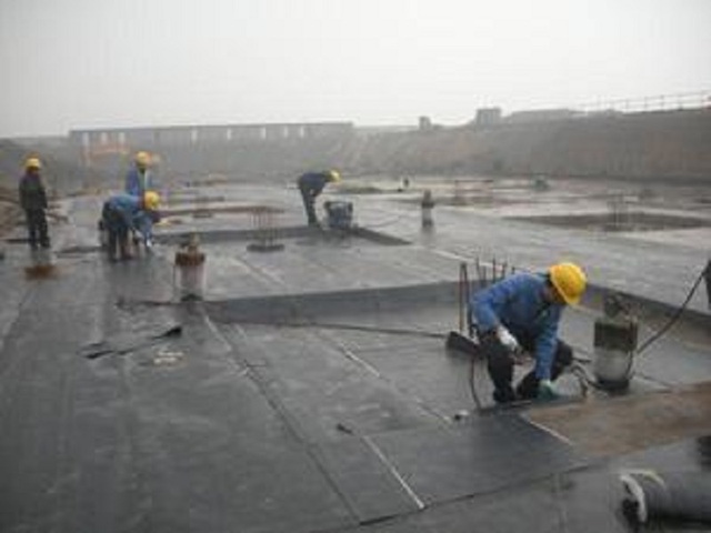 青岛新建工地底板防潮SBS防水施工案例