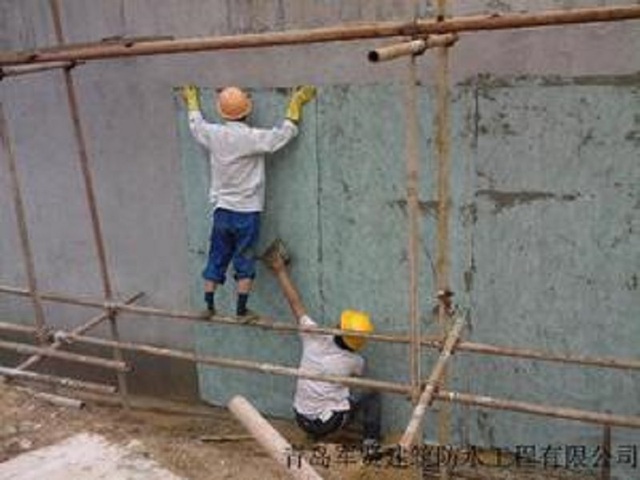 青岛新建工地立面墙GS防水施工案例